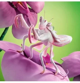 Marioneta de louva-a-deus em forma de orquídea, da marca Folkmanis Marioneta de louva-a-deus em forma de orquídea, da marca Folkmanis